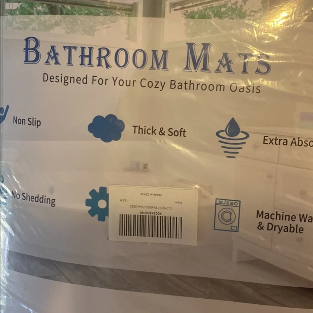 Blue and white strip bath mat non slip thick and soft